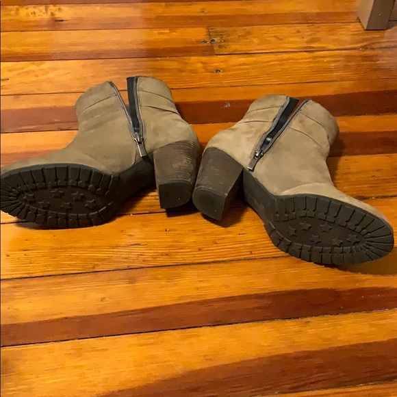 Booties - Picture 6 of 7